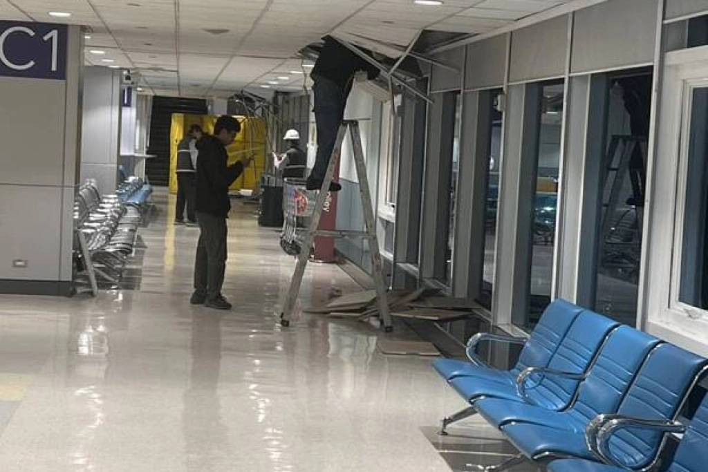 地震釀桃機天花板掉落砸到人未受傷