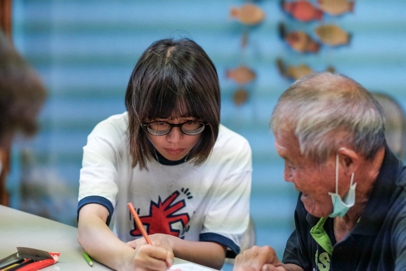 青年推動柑仔店再開張計畫