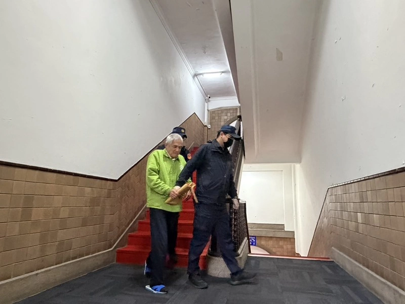 政院前官員、台商涉共諜案起訴　高院裁定羈押禁見