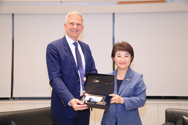 德國在台協會拜會中市府  盧秀燕接待交流