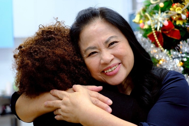 黑戶寶寶受助多年　重返台灣與恩人重聚