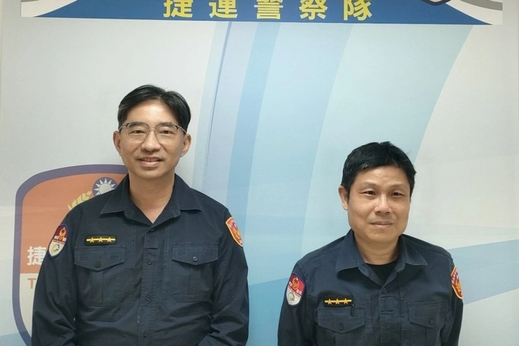 越籍女搭捷運丟後背包　捷警火速1小時尋獲