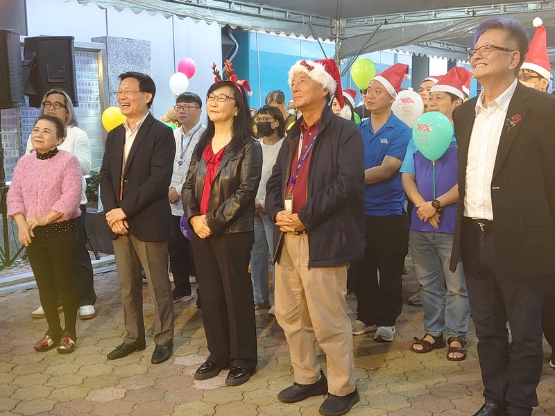 威盛舉辦耶誕愛心義賣暨音樂聯歡活動