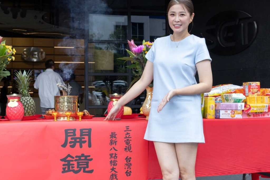 李燕重返八點檔演媽媽　拍全家福衝擊大