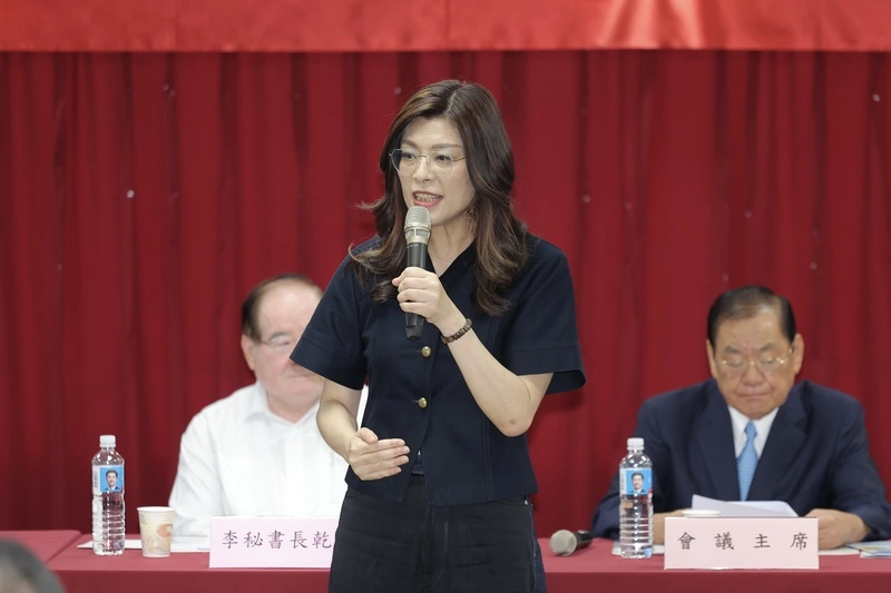鄭麗文高喊團結　未來國會單獨過半、邁向執政