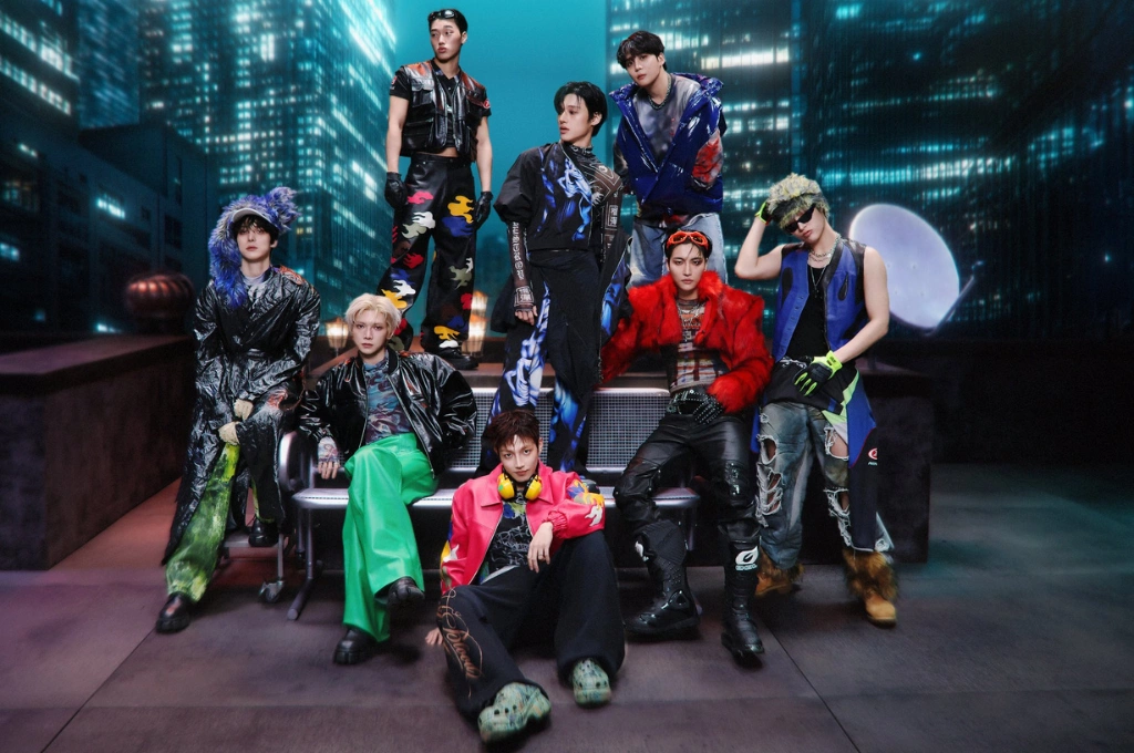 ATEEZ攜新專《GOLDEN HOUR : Part.5》回歸！首度挑戰巴西放克曲風，主打曲〈BAD〉唱出本能與情感的拉扯
