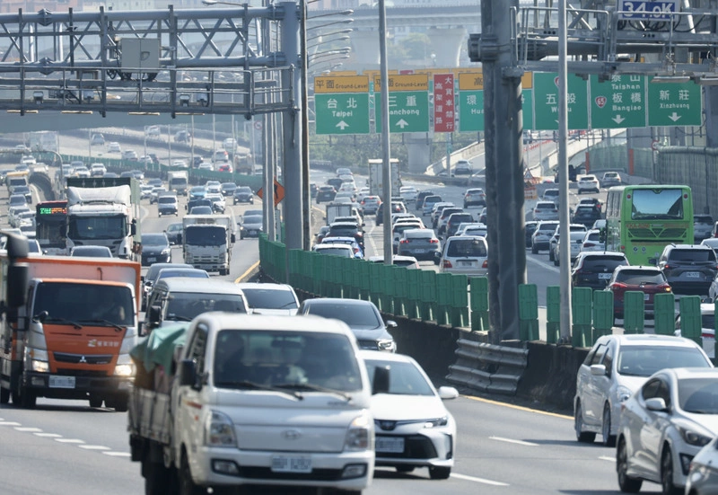 年假首日國道7路段易壅塞　高公局建議南向下午出發