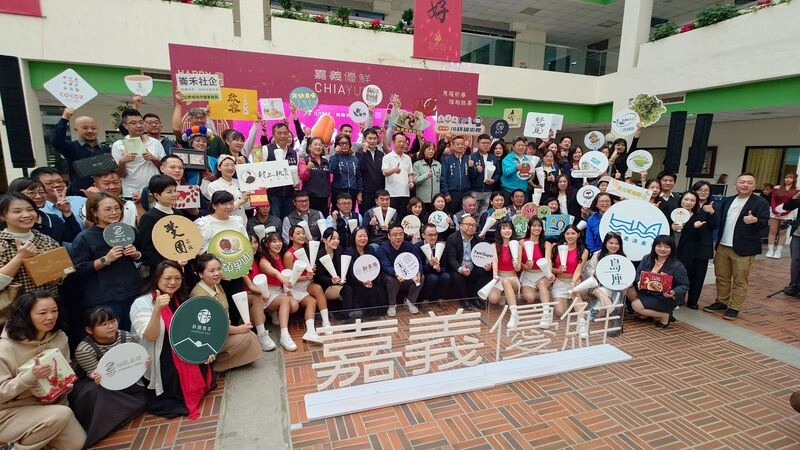 嘉義優鮮聯名台灣燈會伴手禮亮相（3）