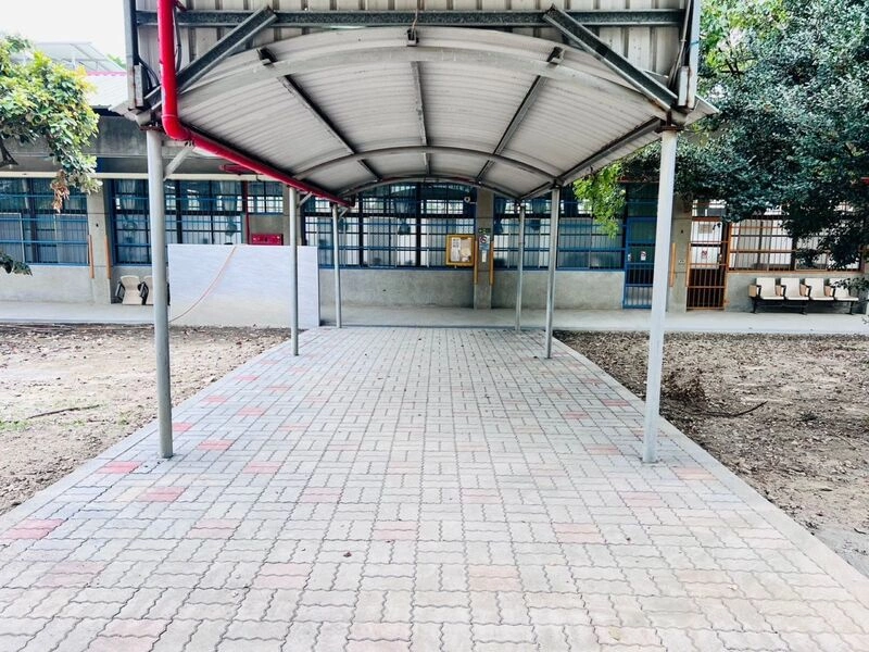 屏東縣佳冬國中新設連鎖磚鋪面