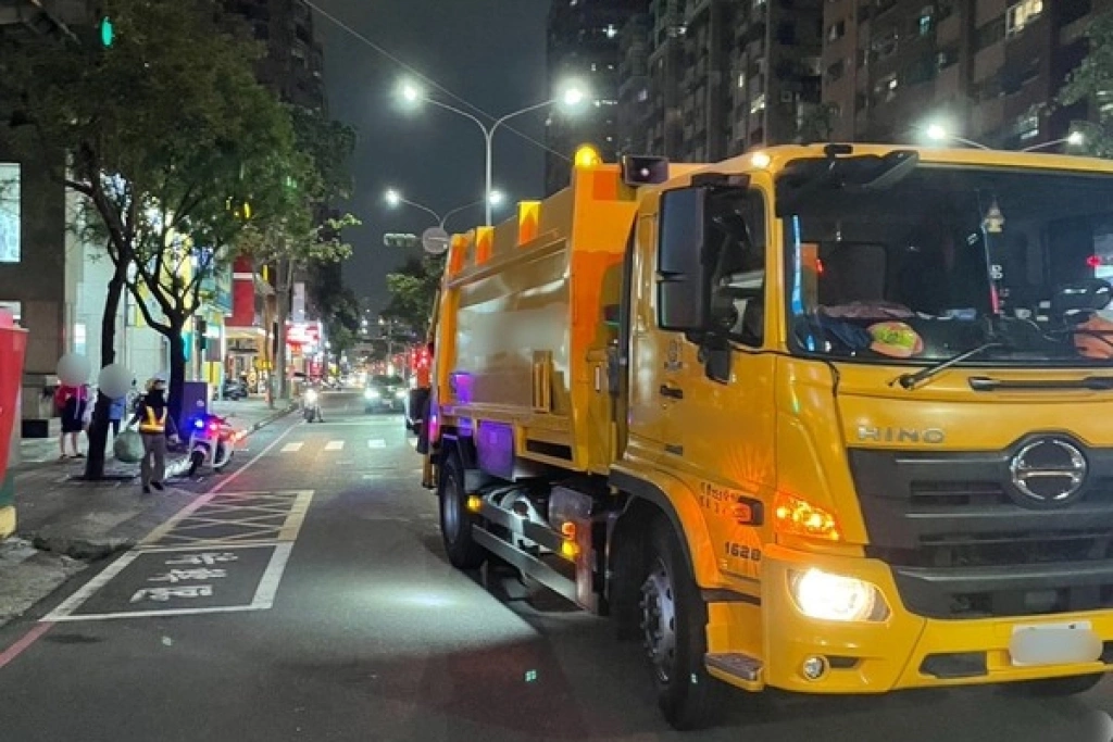 垃圾車撞保全致死　高市府配合調查並負賠償責任