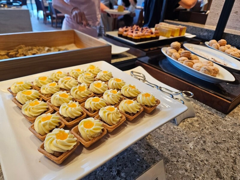 甜食酒精熬夜年末3連擊　恐釀腸胃心血管急症