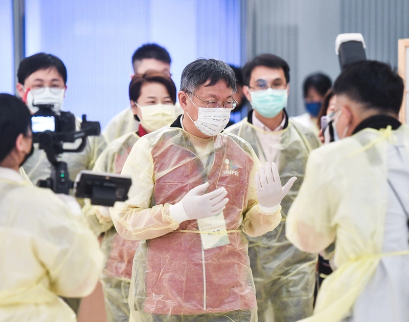 柯文哲視察北市防疫旅館（3）