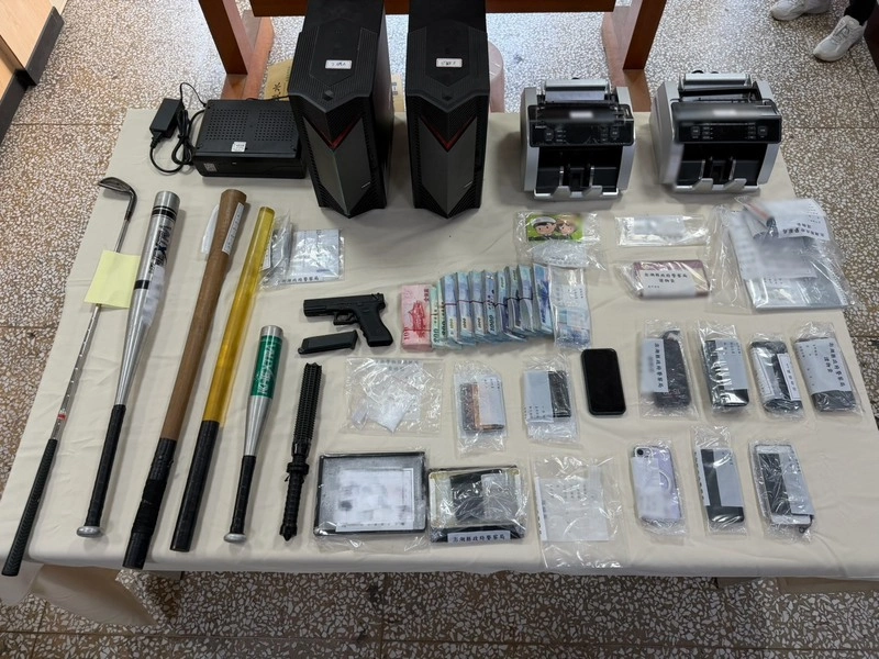 澎湖警掃蕩暴力集團　逮獲許姓主嫌等10人送辦