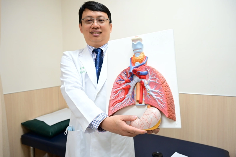 醫師提醒長期吞嚥有異物感　宜盡早就醫