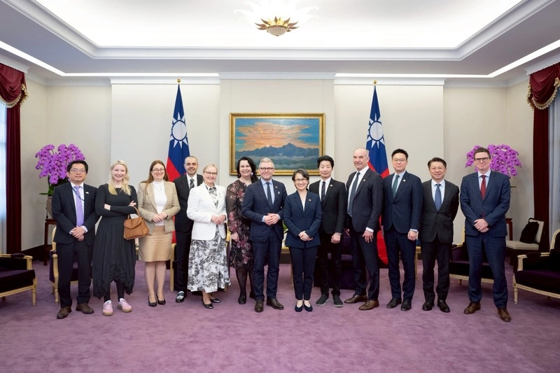 副總統接見芬蘭國會訪團　盼強化民主體制深化關係