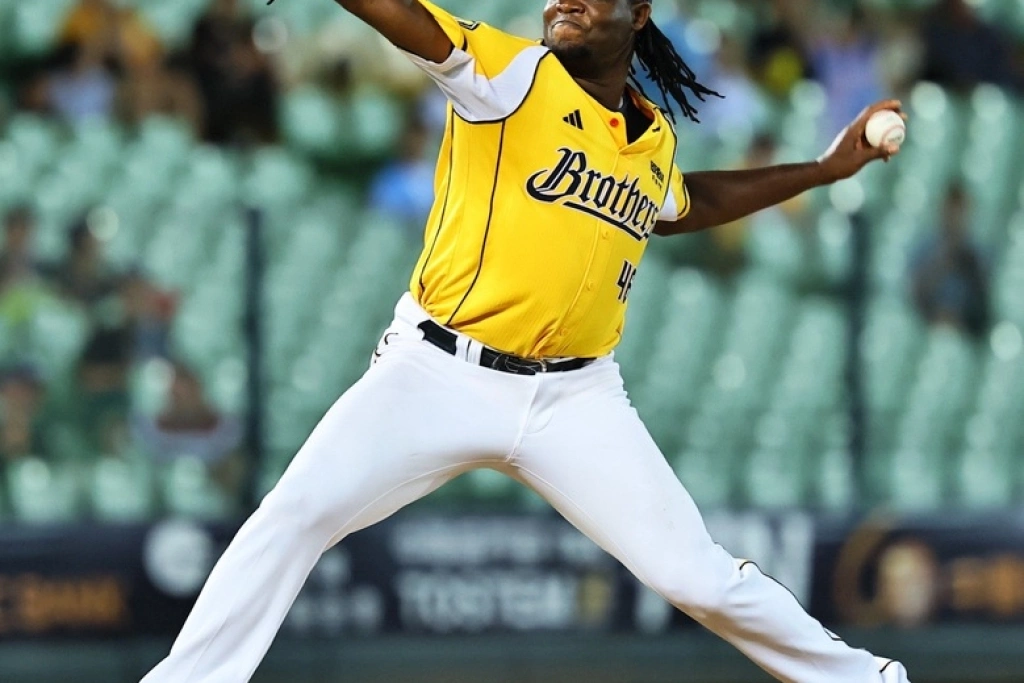 德保拉中職生涯第77勝　超越風神成隊史洋投第1人