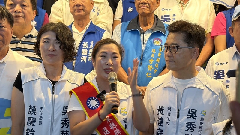 吳秀華感謝黃健庭勉勵　陳瑩爭取中小學廁所整建