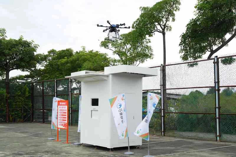 中華電打造無人機物流商業化驗證場域　送餐服務亮相
