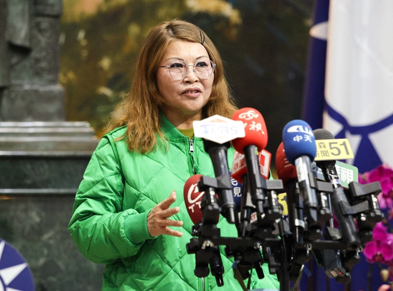 拍片推崇中共惹議　國民黨中常委何鷹鷺宣布退黨