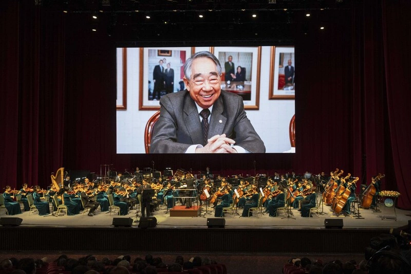 張榮發逝世10週年　長榮集團辦特展與音樂會緬懷