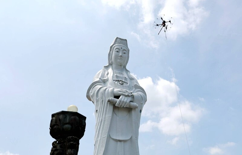 觀世音菩薩成道紀念日 無人機清洗基隆中正公園大佛