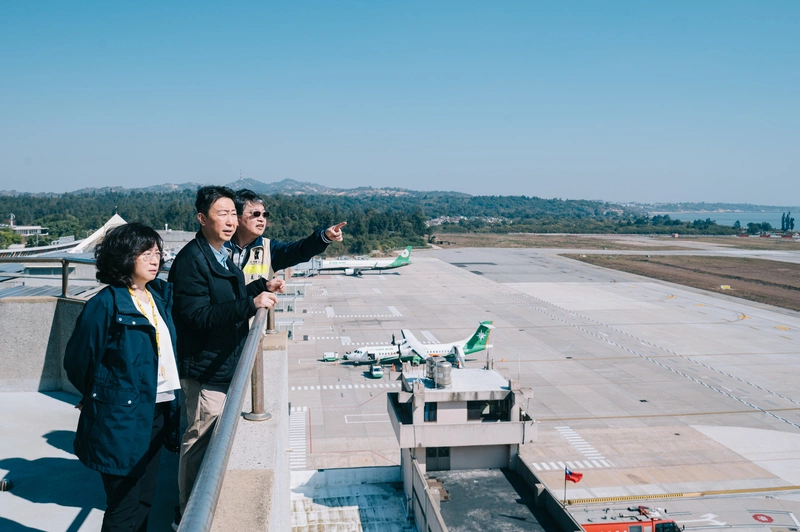 陳世凱視察金門機場