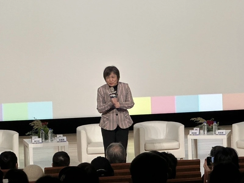 鄭竹梅：自由非天上掉下來　躺平不能帶來真正和平