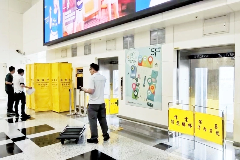 桃機旅客受困電梯　機場公司搶修23人脫困