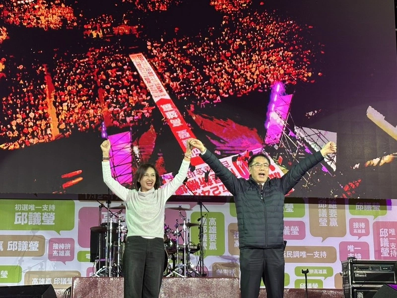民進黨高市長初選邱議瑩辦造勢　黃偉哲現身站台