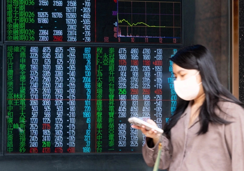 台股下跌439.72點作收　力守月線31393點之上