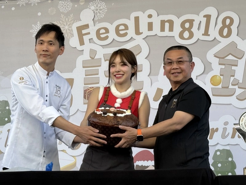 李多慧、蔡約群義賣耶誕麵包助弱勢