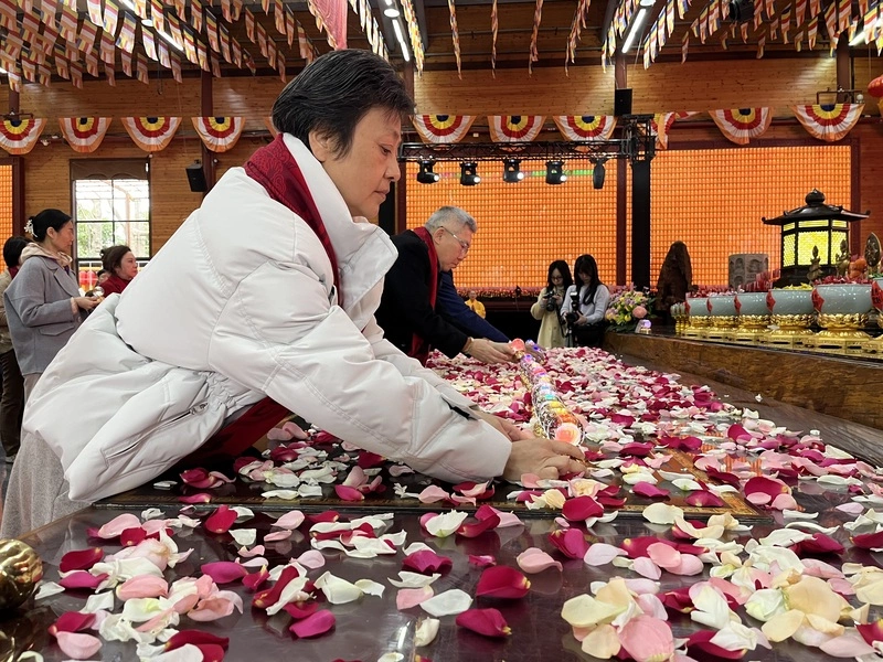 上海台商新春祈福　共許和平安定