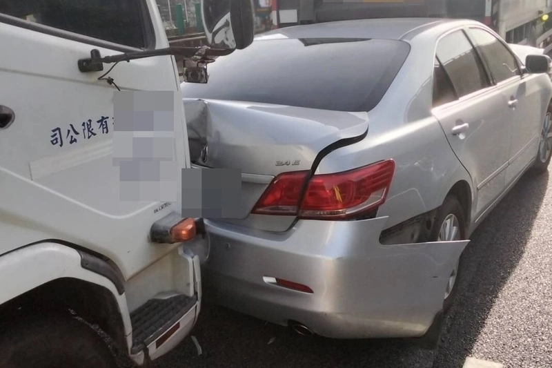 國道1號南向中壢段2起車禍