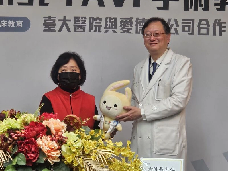 台大導入極簡經導管主動脈瓣膜置換術