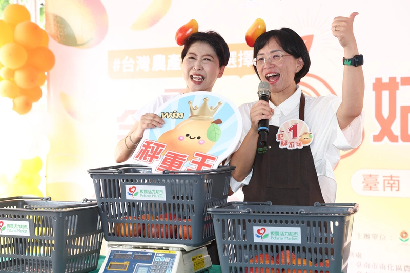 陳亭妃新北行銷芒果　和蘇巧慧合體喊女力聯手