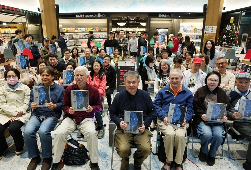 葉陶軒空拍攝影集新書分享　暢聊創作靈感