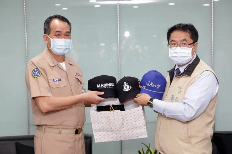 海軍副司令訪黃偉哲  共商中海艦保存展示事宜