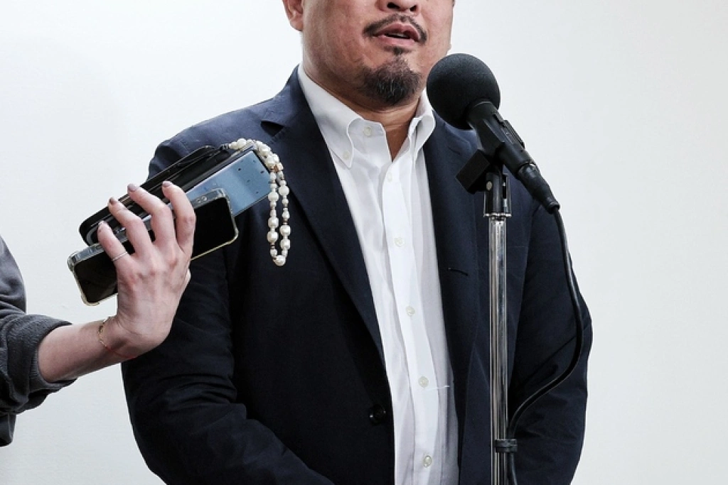 洪申翰立院受訪談太子集團員工失業給付