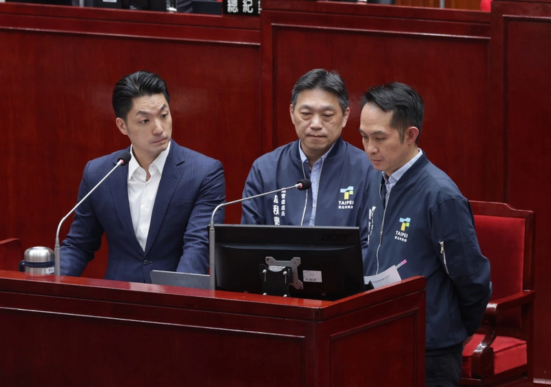 蔣萬安答詢回應北市補助老公寓設電梯議題