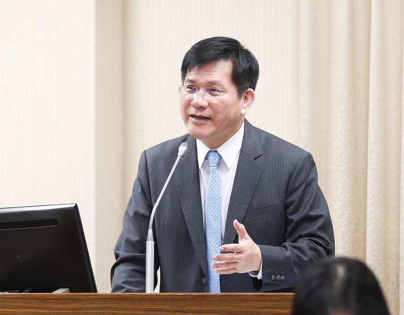 林佳龍：外交部2年10件霸凌申訴　具名檢舉即立案