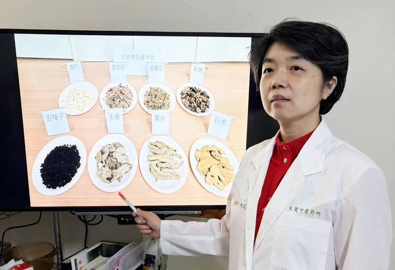 8旬翁因肺氣腫症狀喘吁吁 中醫調理後改善