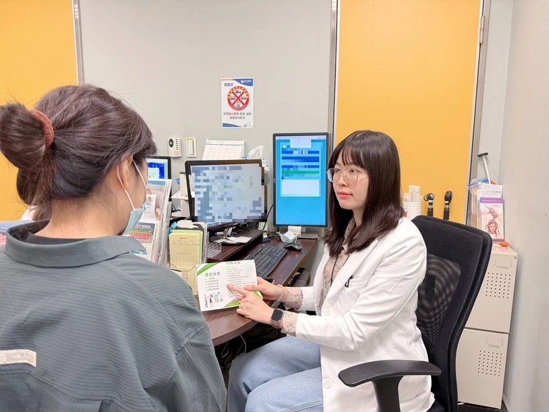 B12不足恐致手抖面具臉　及時就醫助釐清