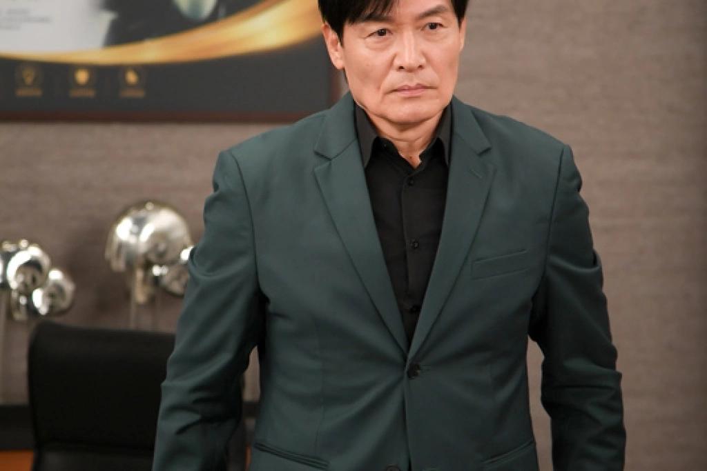 新劇擁三房「8點檔最忙男人」 霍正奇稱小事一樁