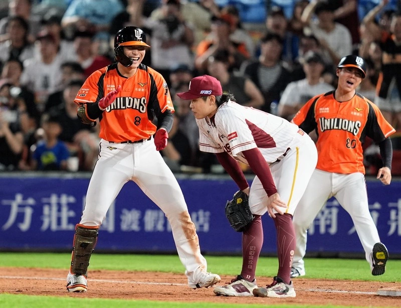 朱迦恩9局上續命追平安　獅隊延長賽斬猿奪3連勝