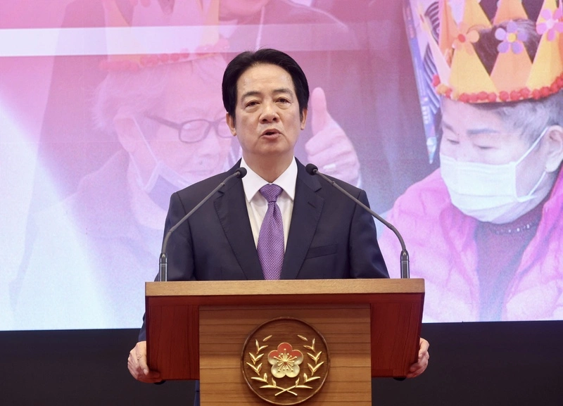 總統：將提千億元計畫　加速中小微企業傳統產業轉型