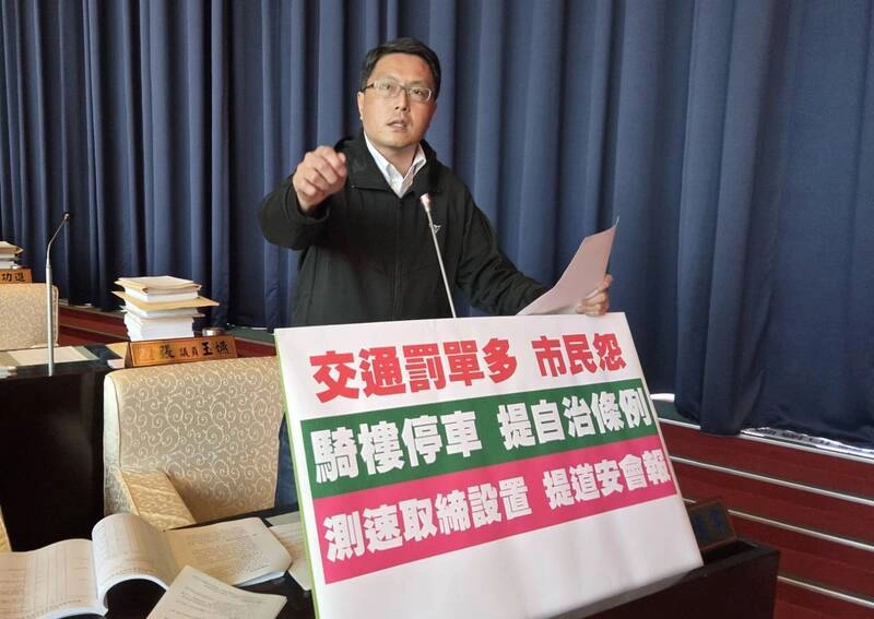 林德宇籲中市警局以道安為考量調整測速照相