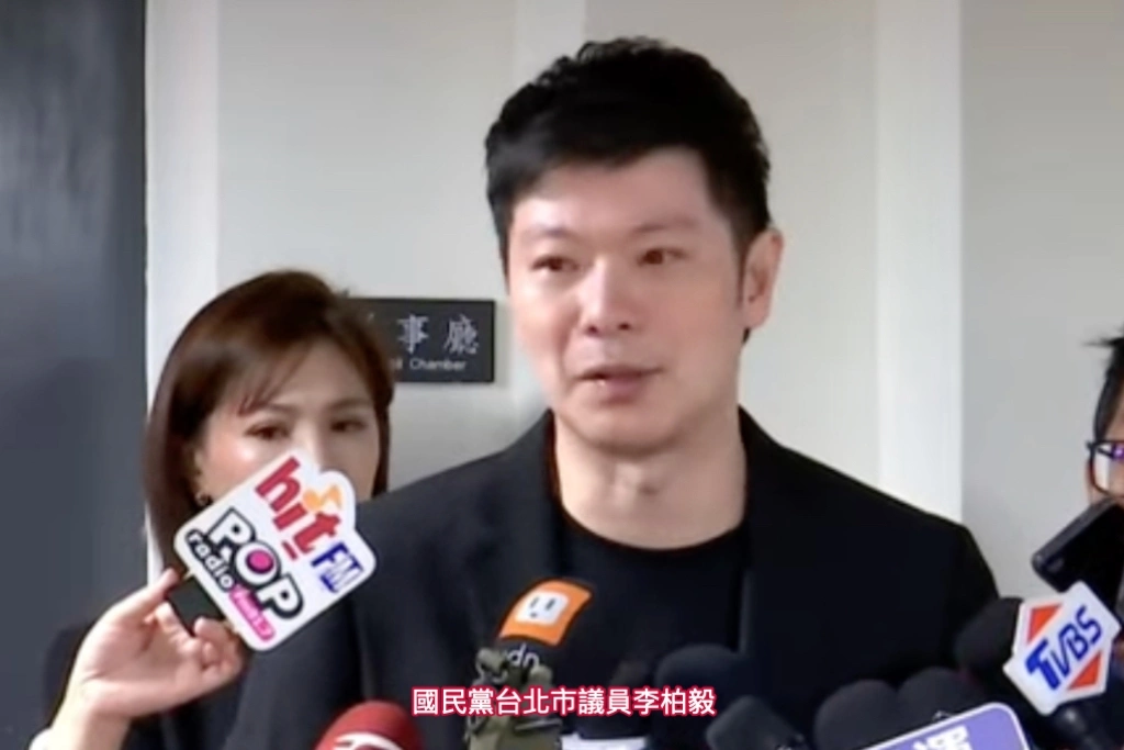 怕了?李柏毅為耍特權爭議七度鞠躬...仍稱「沒使用特權」坦承有拍醫師證:當下很生氣才想投訴