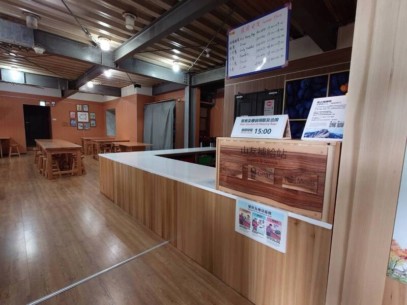 玉山排雲山莊導入國產材  營造溫潤質感淡雅木香