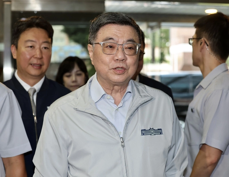 強颱巴威登陸與否　氣象署模擬兩套致災情境