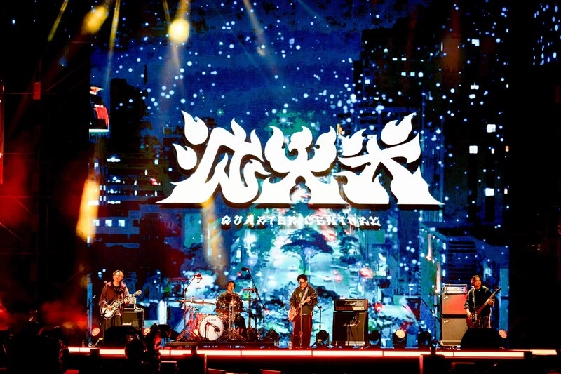 高雄跨年晚會　滅火器演出